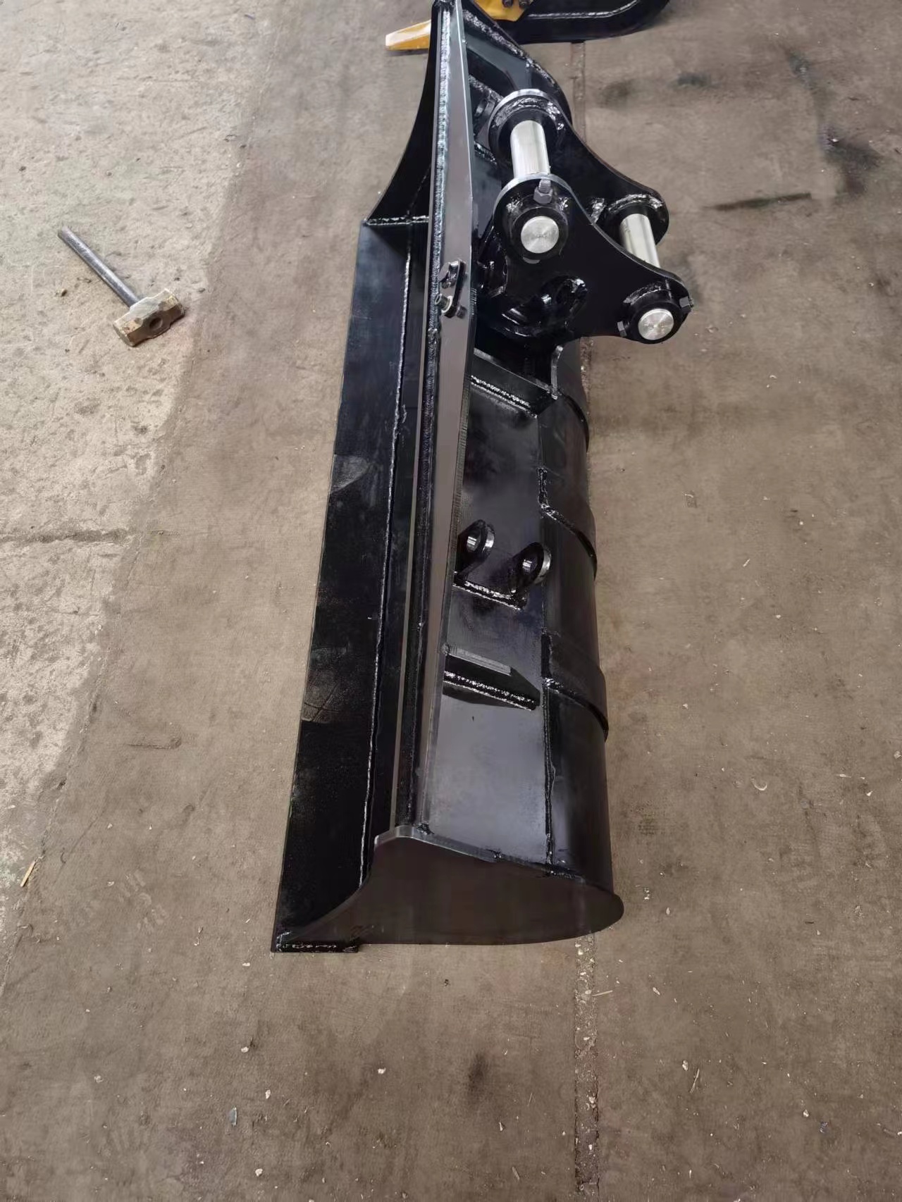 定制挖掘機(jī)傾斜斗